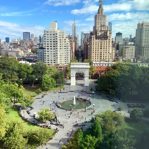 Like to bookmark my closet! - Picture 3 of 3